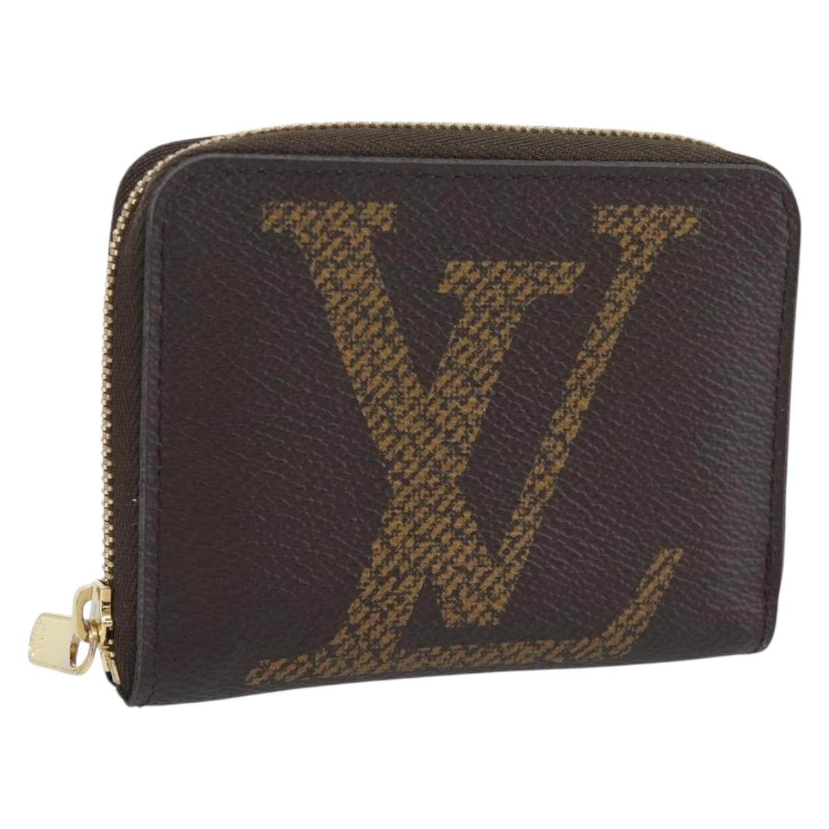 LOUIS VUITTON Monogram Giant Zippy Coin Purse Coin Purse M67690 LV Auth BA14732M