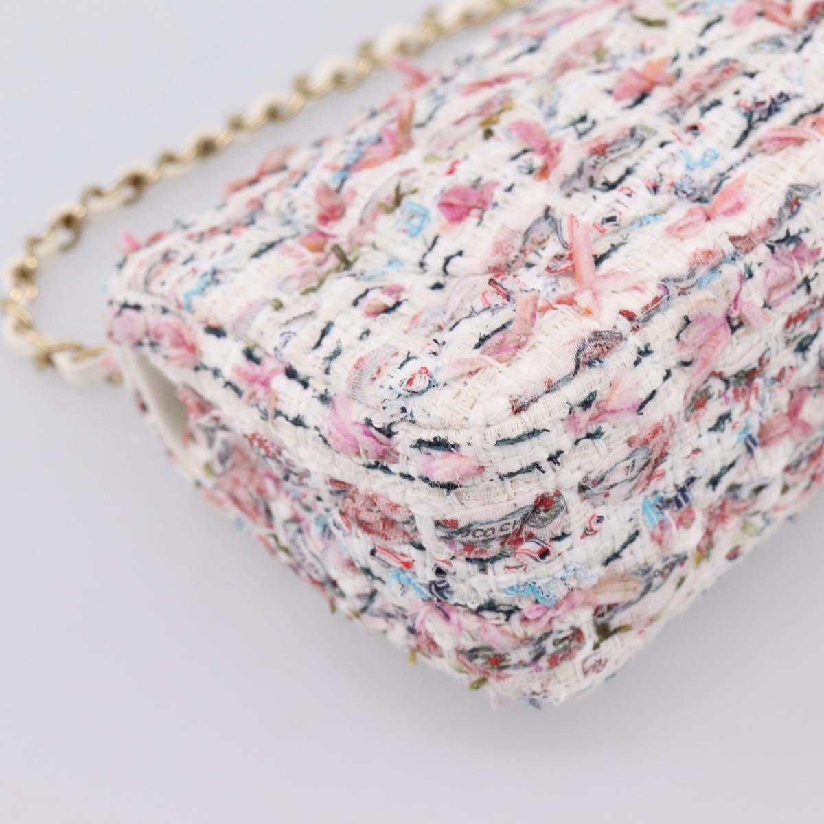CHANEL Matelasse 20 Chain Shoulder Bag Tweed White Gold Tone CC Auth BA14812SM