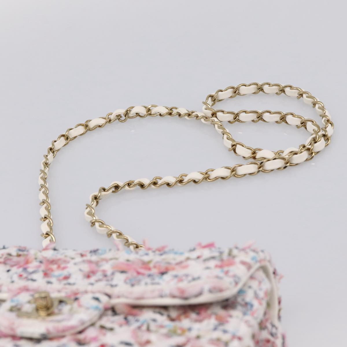 CHANEL Matelasse 20 Chain Shoulder Bag Tweed White Gold Tone CC Auth BA14812SM