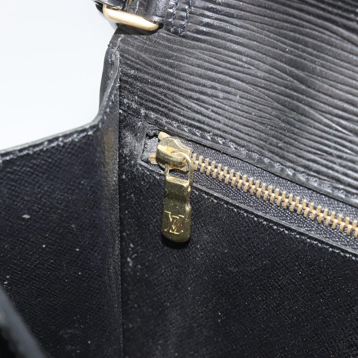 LOUIS VUITTON Epi Sellier Dragonne Clutch Bag Black M52612 LV Auth BA14957