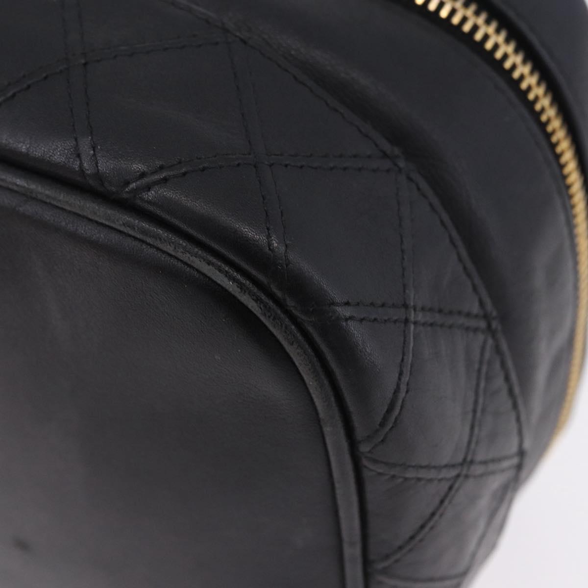 CHANEL Bicolore Cosmetic Pouch Leather Black Gold Tone CC Auth BA14972