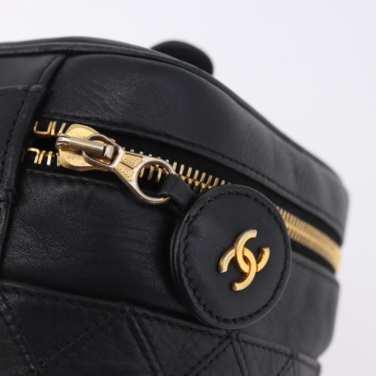 CHANEL Bicolore Cosmetic Pouch Leather Black Gold Tone CC Auth BA14972