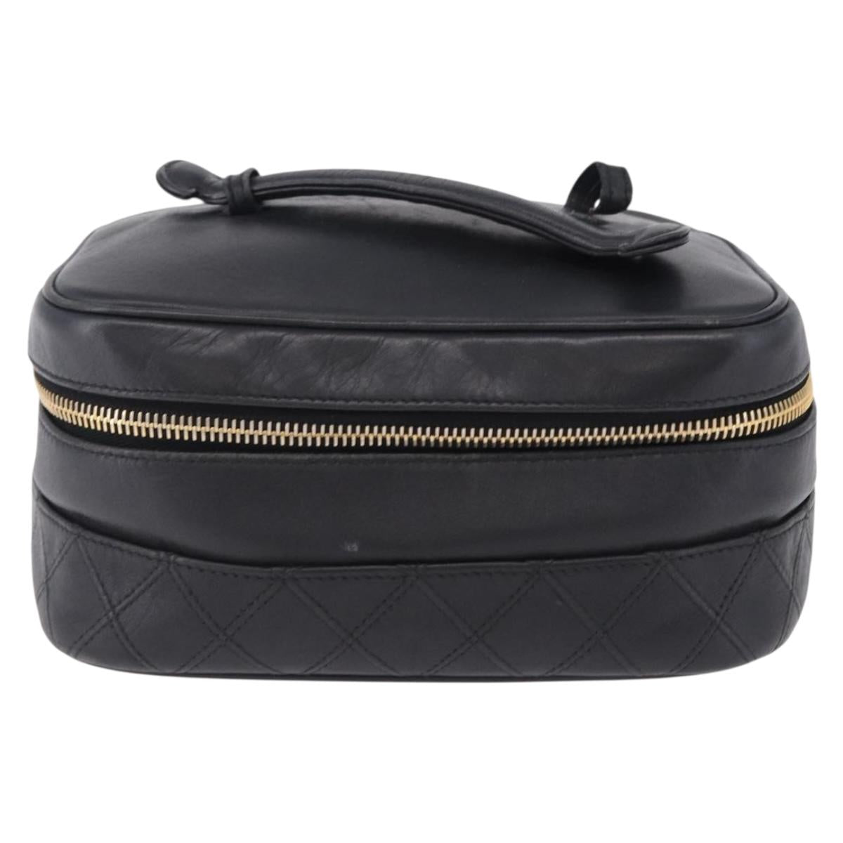 CHANEL Bicolore Cosmetic Pouch Leather Black Gold Tone CC Auth BA14972