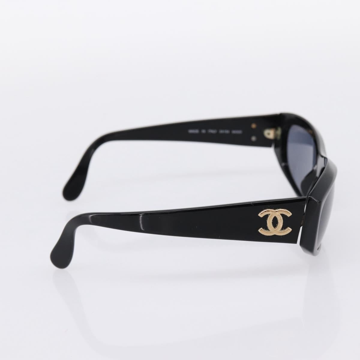 CHANEL Sunglasses Plastic Black Gold Tone CC Auth BA15020