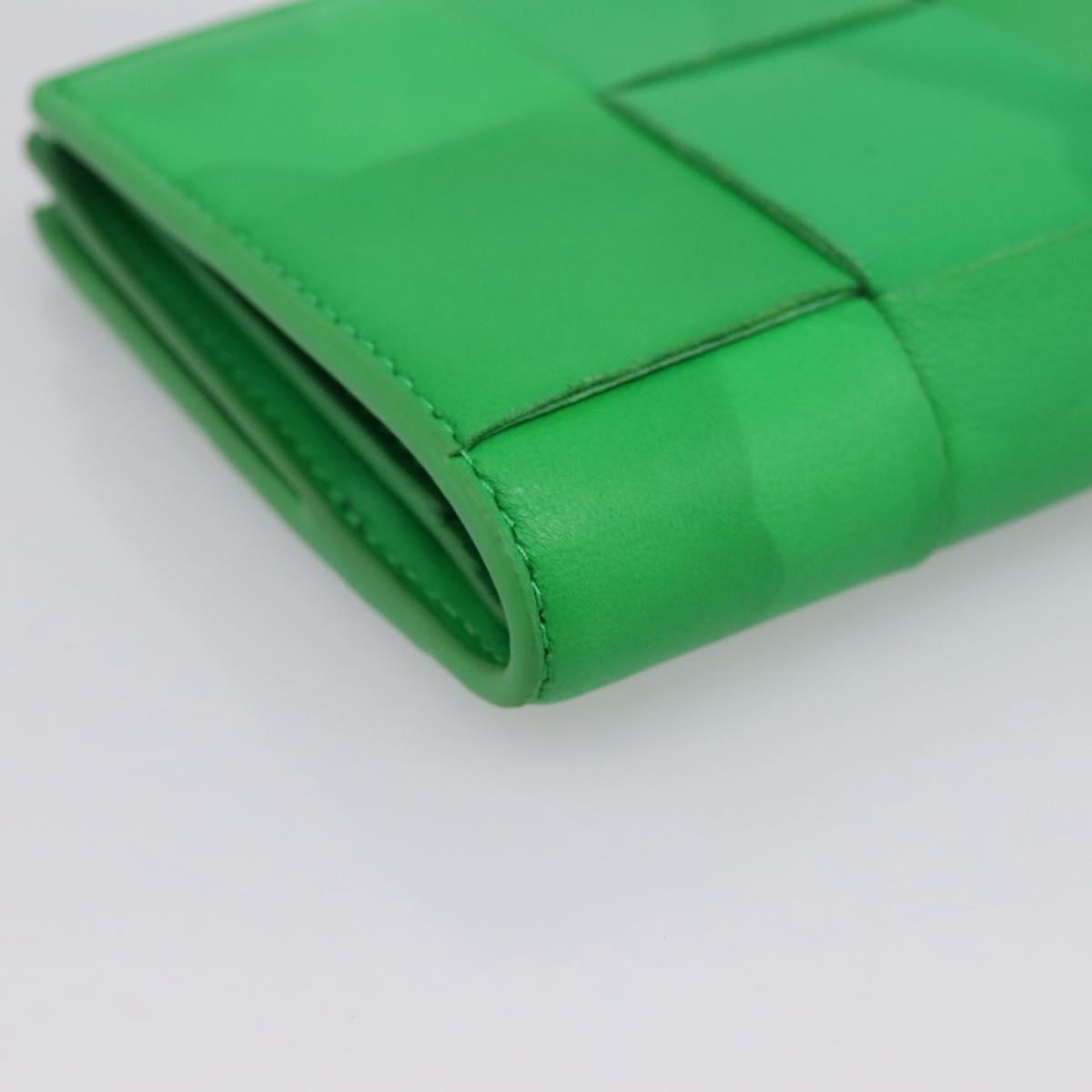 BOTTEGA VENETA MAXI INTRECCIATO Bifold Wallet Leather Green Gold Auth BA15047