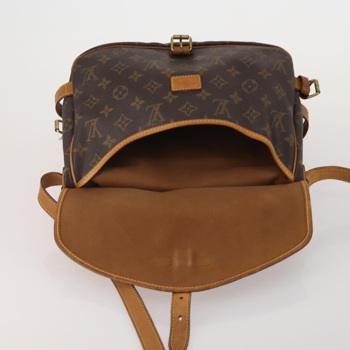 LOUIS VUITTON Monogram Saumur 30 Shoulder Bag M42256 LV Auth BA15083