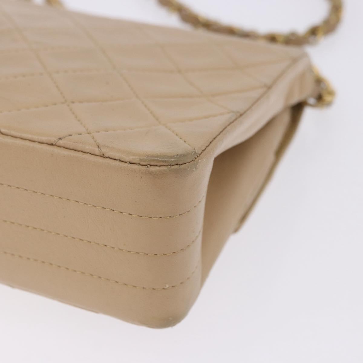 CHANEL Matelasse Chain Shoulder Bag Leather Beige Gold CC Auth BA15089A