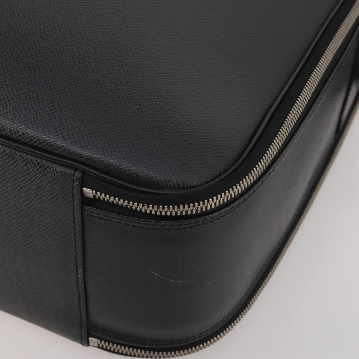 LOUIS VUITTON Taiga Tula Shoulder Bag Black M30762 LV Auth BA15403