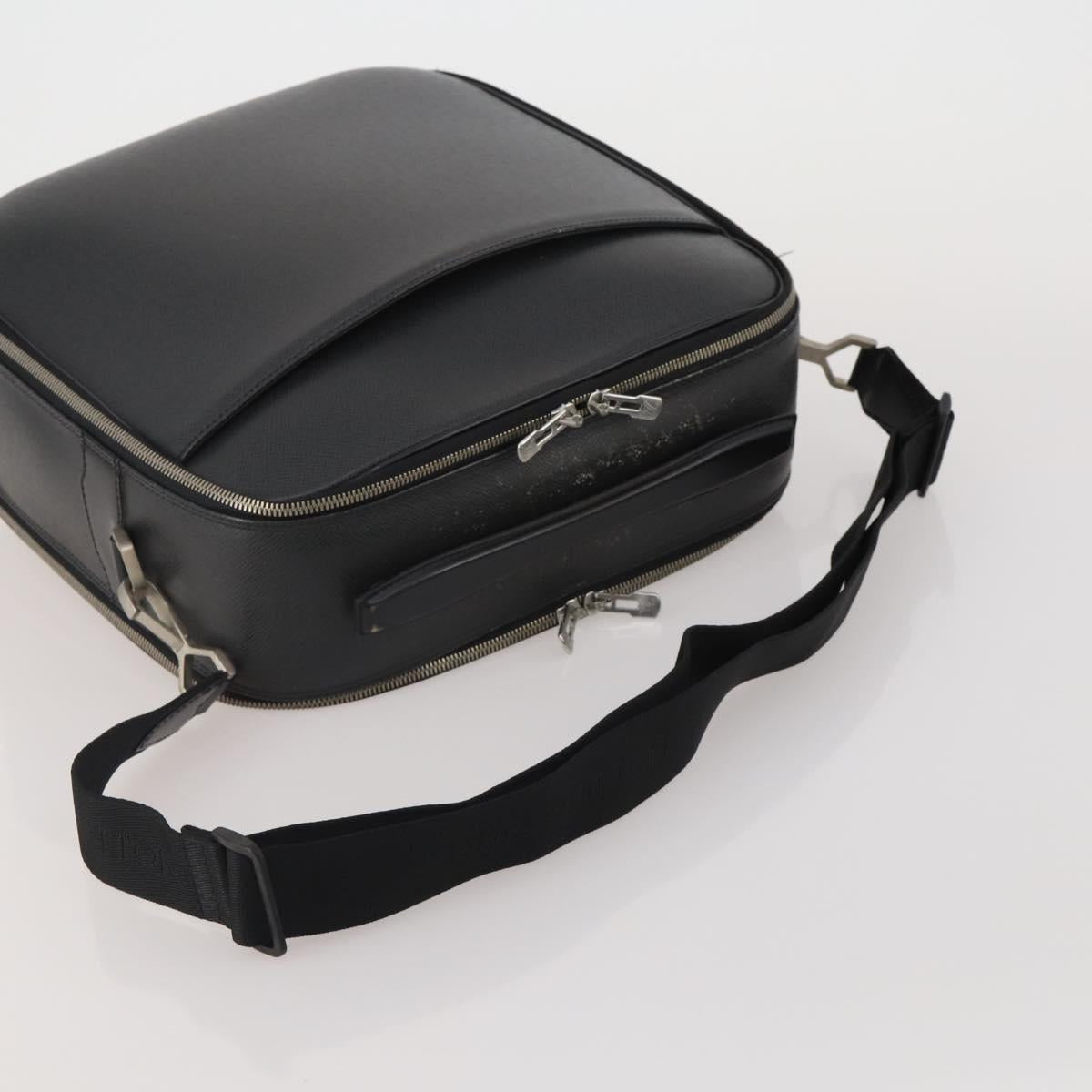 LOUIS VUITTON Taiga Tula Shoulder Bag Black M30762 LV Auth BA15403