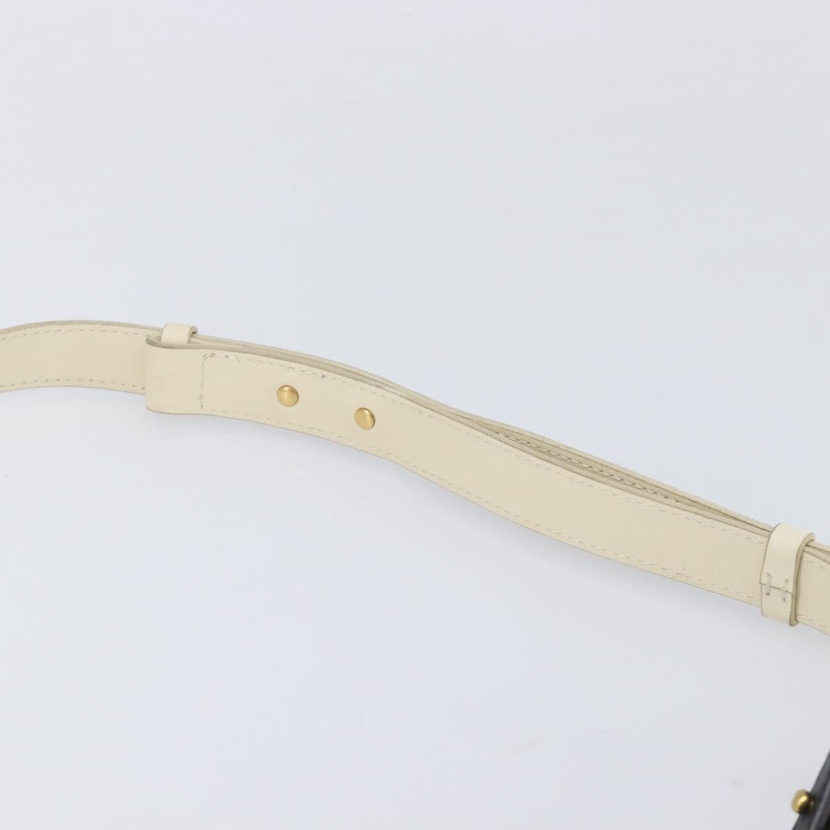 Chloe Roy Shoulder Bag Leather Ivory Gold Tone Auth BA15577A