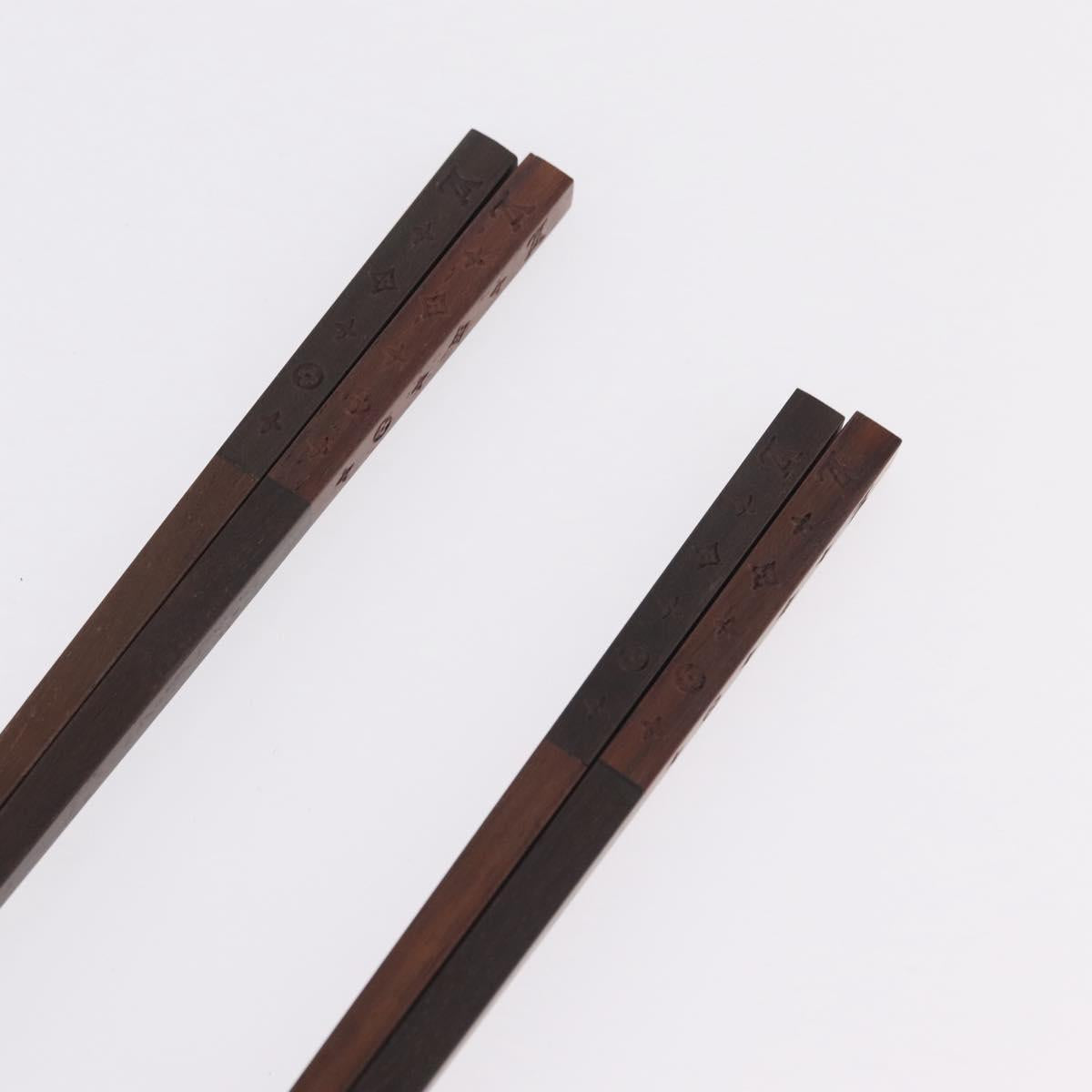 LOUIS VUITTON Baguette Chop Stick Set Wood VIP Only Brown M99171 Auth BA15582V