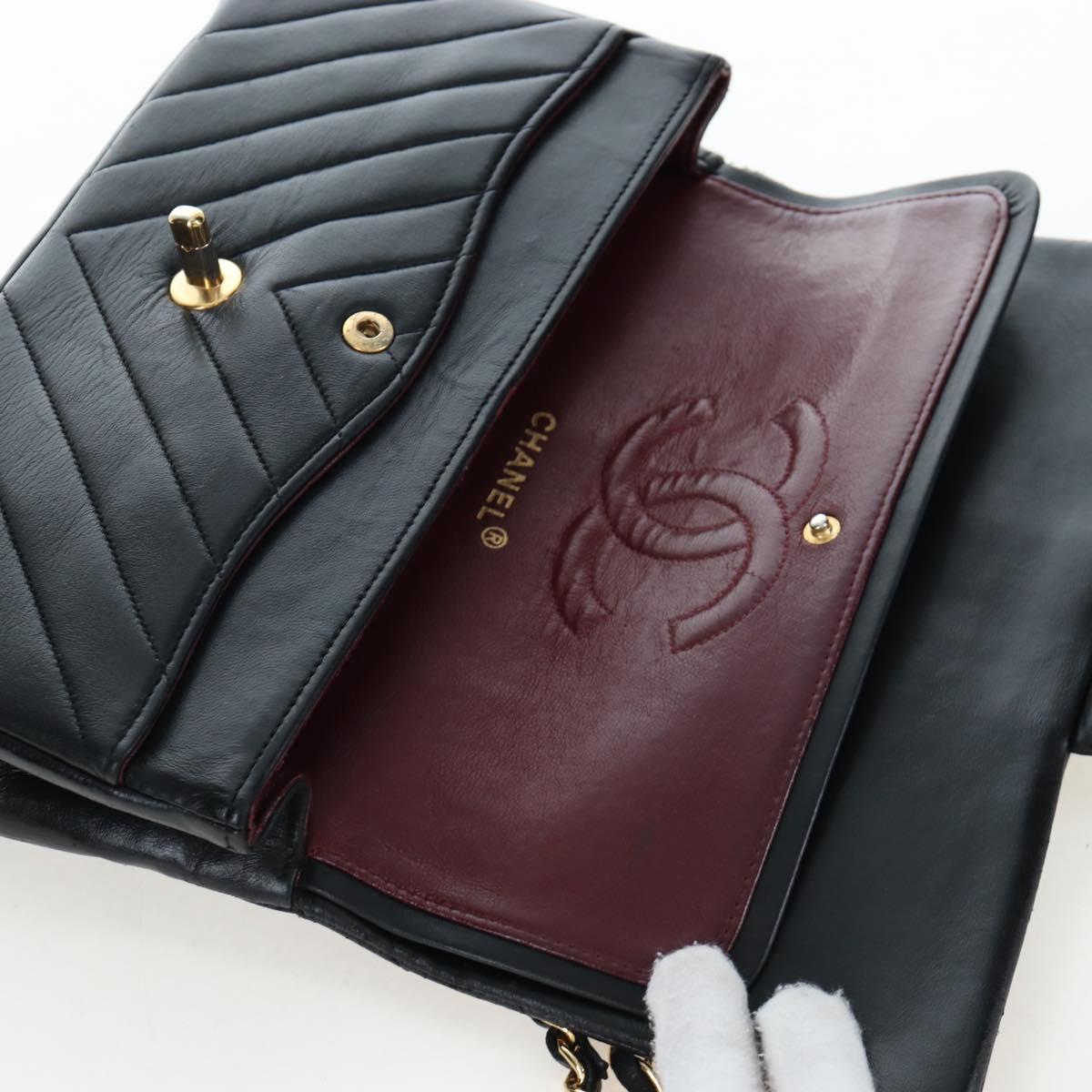 CHANEL V-stitch Chevron Double Flap Matelasse 25 Chain Shoulder Auth BA15583V