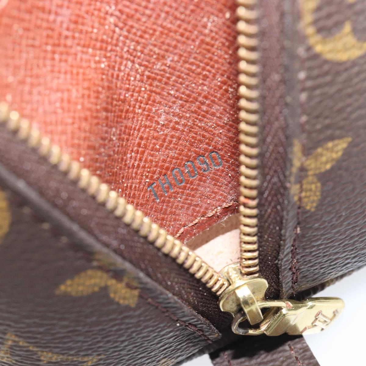 LOUIS VUITTON Monogram Trousse Demi Ronde Cosmetic Pouch M47520 LV Auth BA15653