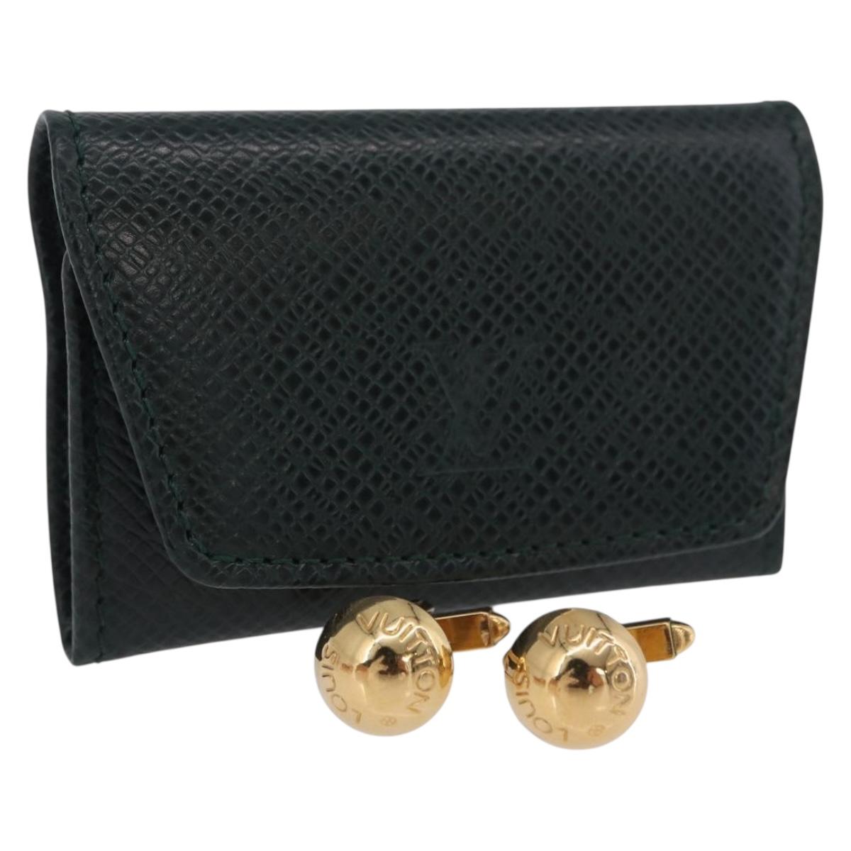 LOUIS VUITTON Taiga Buton de Manchette Cuffs Epicea LV Auth BA15690