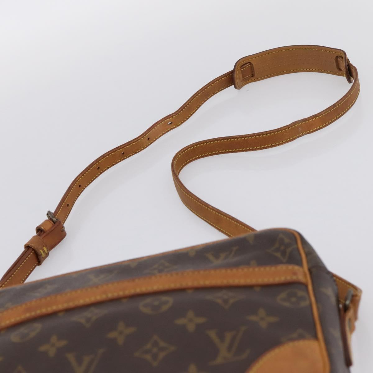 LOUIS VUITTON Monogram Trocadero 27 Shoulder Bag M51274 LV Auth BA15698