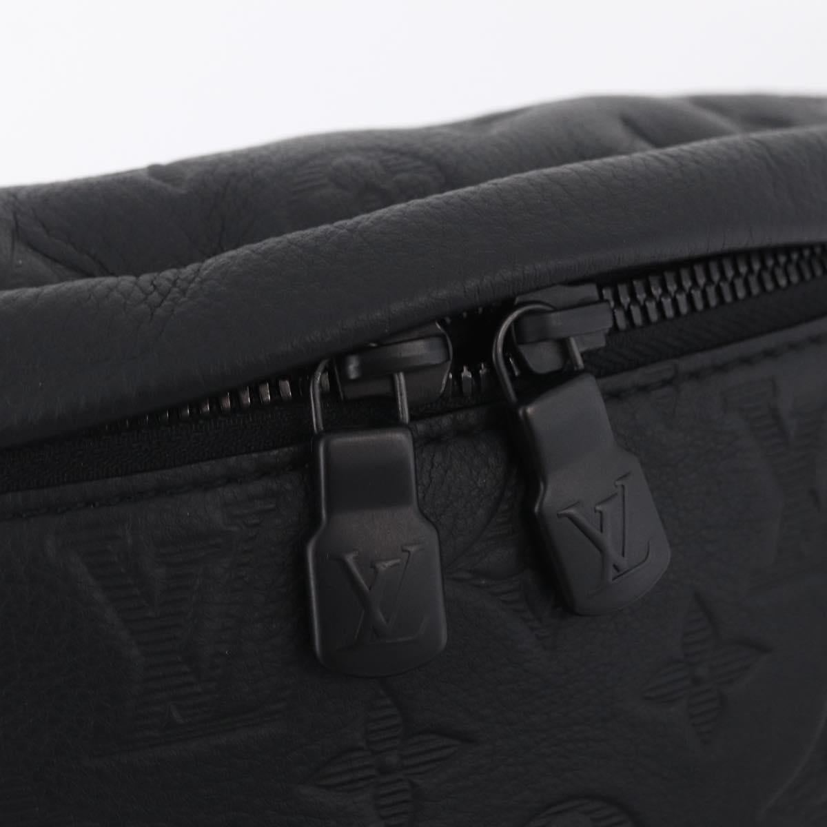 LOUIS VUITTON Monogram Shadow Discovery Bum Bag Black M44388 LV Auth BA15954M