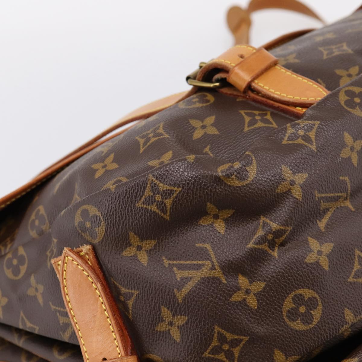 LOUIS VUITTON Monogram Saumur 43 Shoulder Bag M42252 LV Auth BA16012
