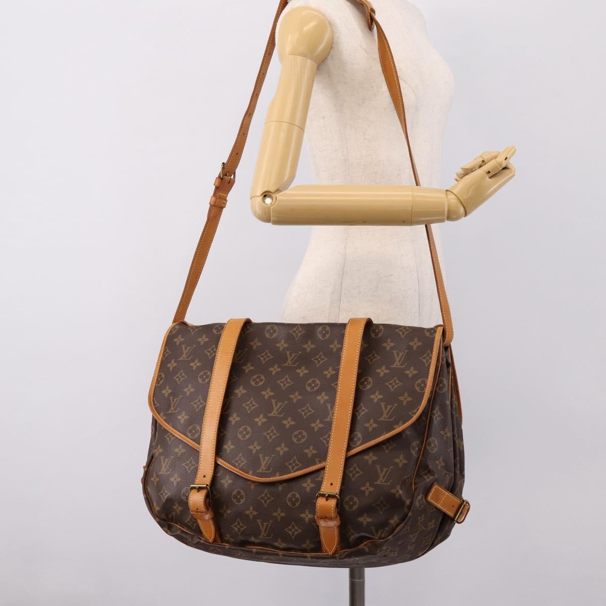LOUIS VUITTON Monogram Saumur 43 Shoulder Bag M42252 LV Auth BA16012