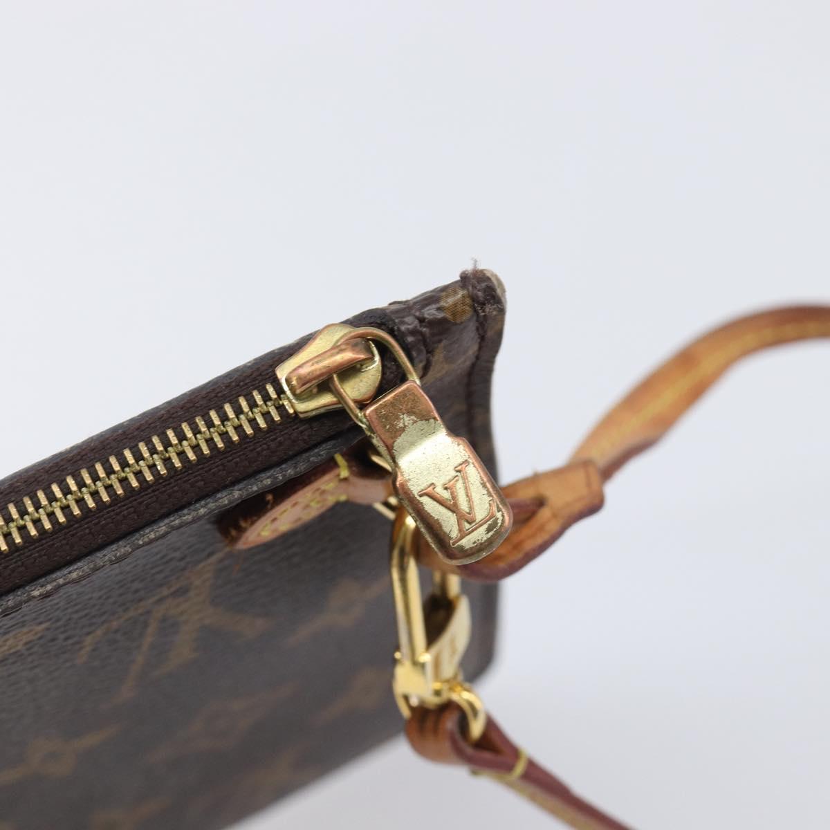 LOUIS VUITTON Monogram Neverfull MM Pouch Accessory Pouch LV Auth BA16073