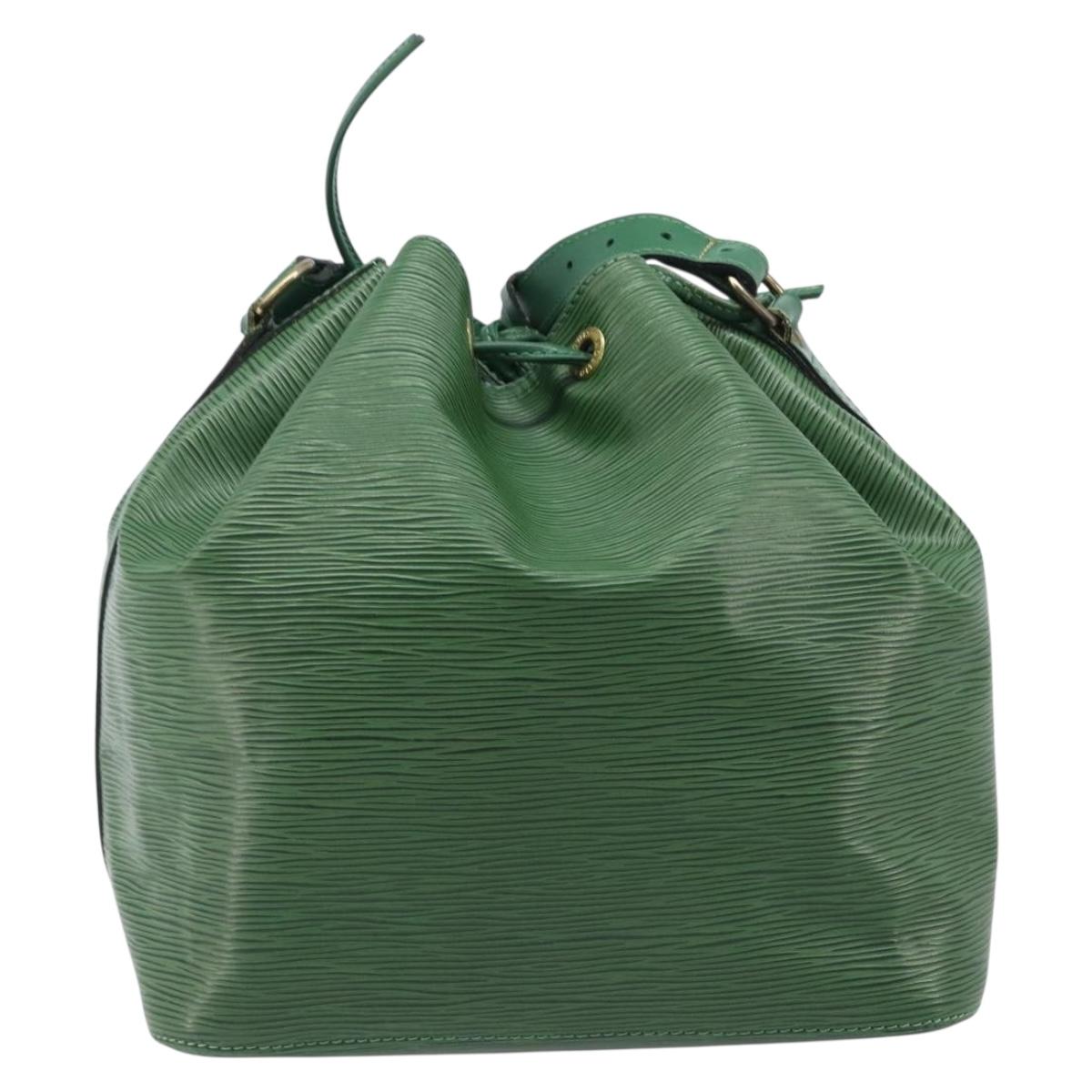 LOUIS VUITTON Epi Petit Noe Shoulder Bag Green M44104 LV Auth BA16162