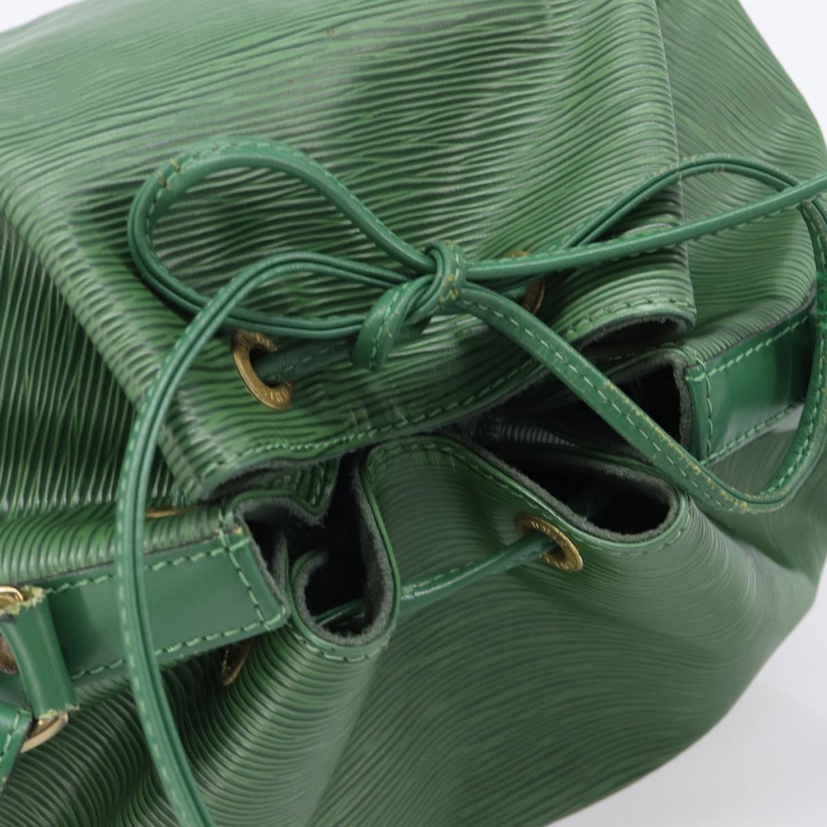 LOUIS VUITTON Epi Petit Noe Shoulder Bag Green M44104 LV Auth BA16162