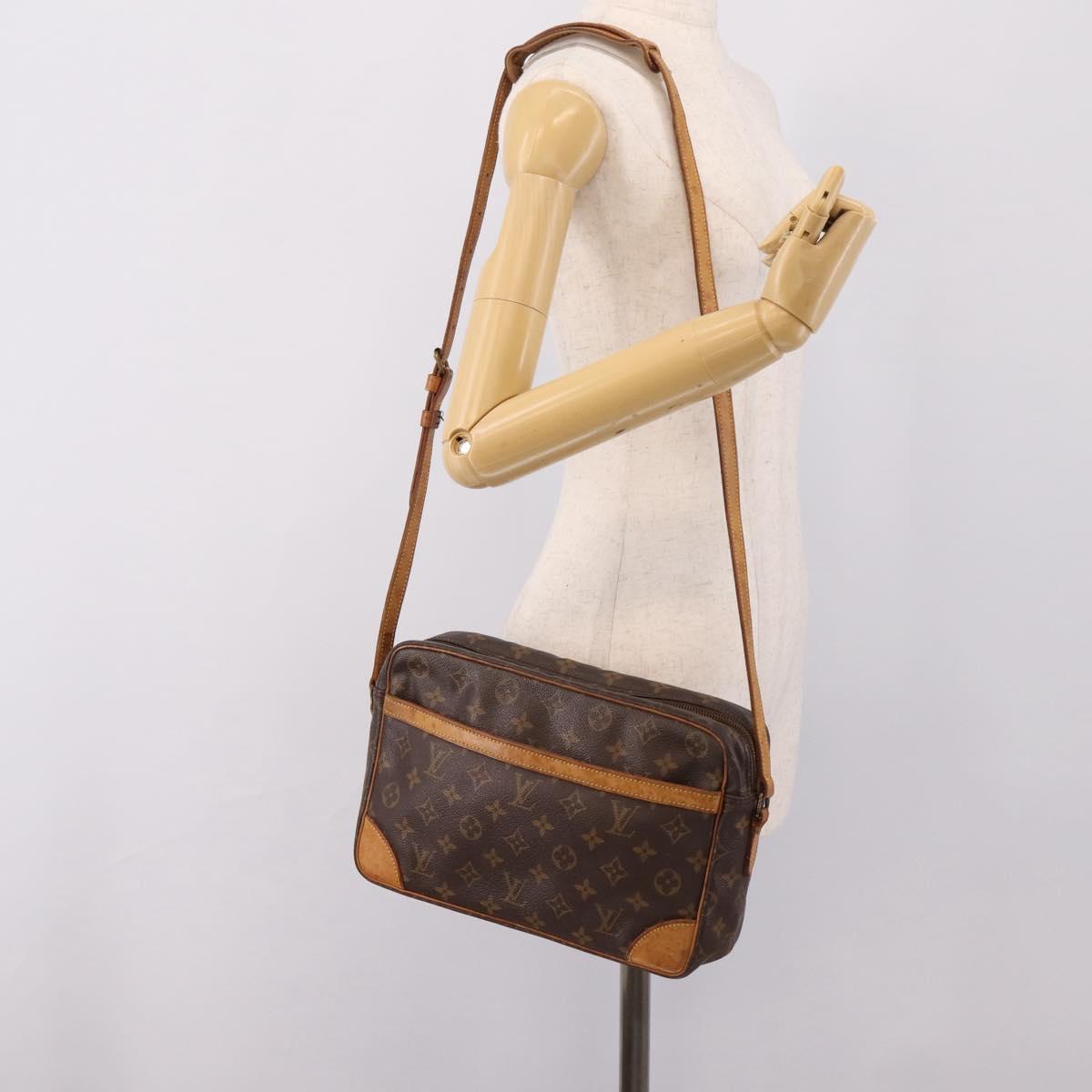 LOUIS VUITTON Monogram Trocadero 30 Shoulder Bag M51272 LV Auth BA16374
