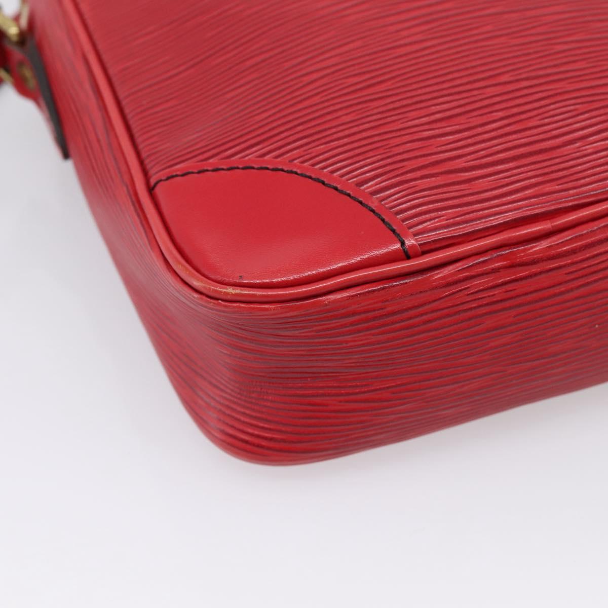 LOUIS VUITTON Epi Danube Shoulder Bag Red M45637 LV Auth BA16385