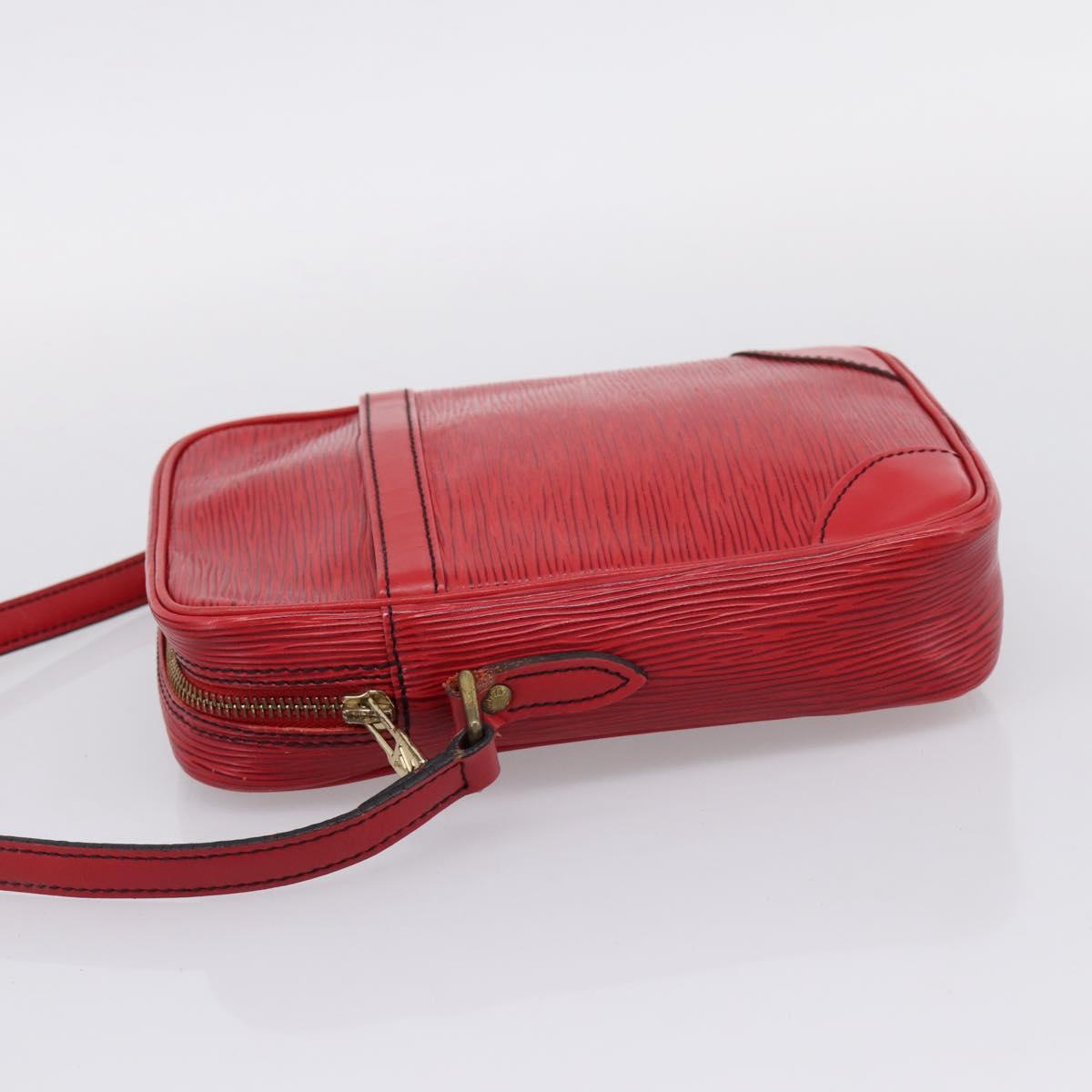 LOUIS VUITTON Epi Danube Shoulder Bag Red M45637 LV Auth BA16385