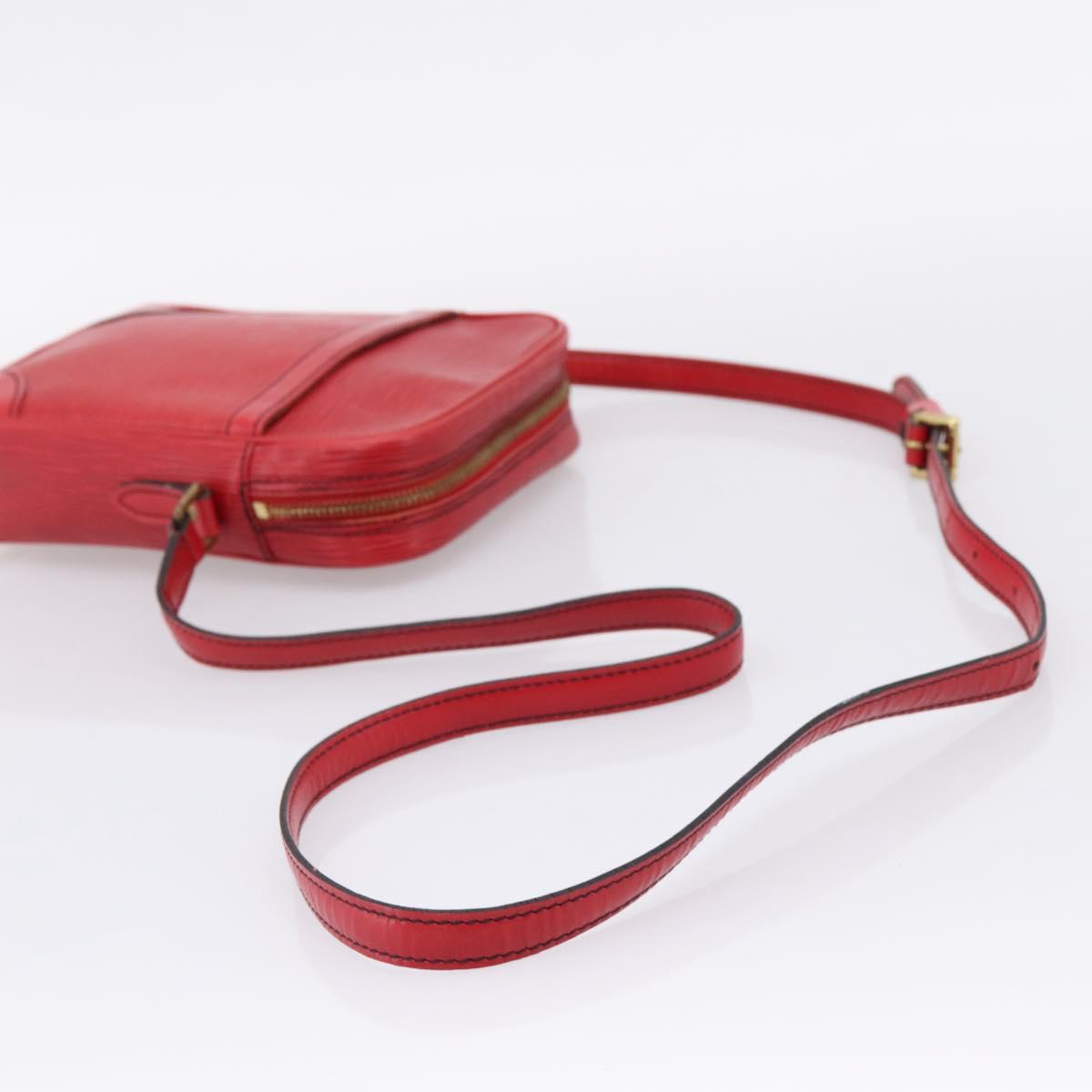 LOUIS VUITTON Epi Danube Shoulder Bag Red M45637 LV Auth BA16385