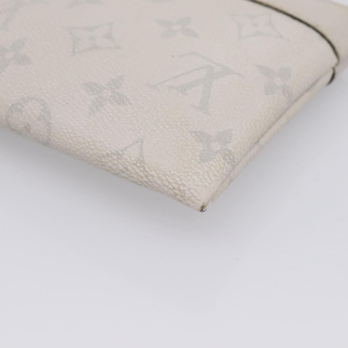 LOUIS VUITTON Monogram Taigarama Pochette Discovery PM White M30279 Auth BA16482