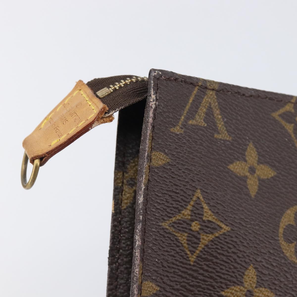 LOUIS VUITTON Monogram Bucket GM Pouch Accessory Pouch LV Auth BA16540