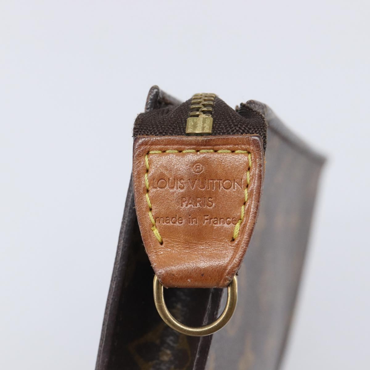 LOUIS VUITTON Monogram Bucket GM Pouch Accessory Pouch LV Auth BA16541