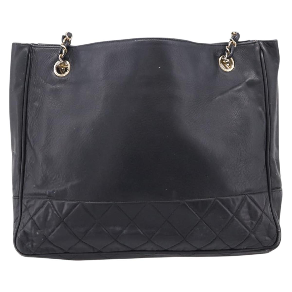 CHANEL Matelasse Chain Shoulder Bag Leather Black Gold Tone CC Auth BA16610