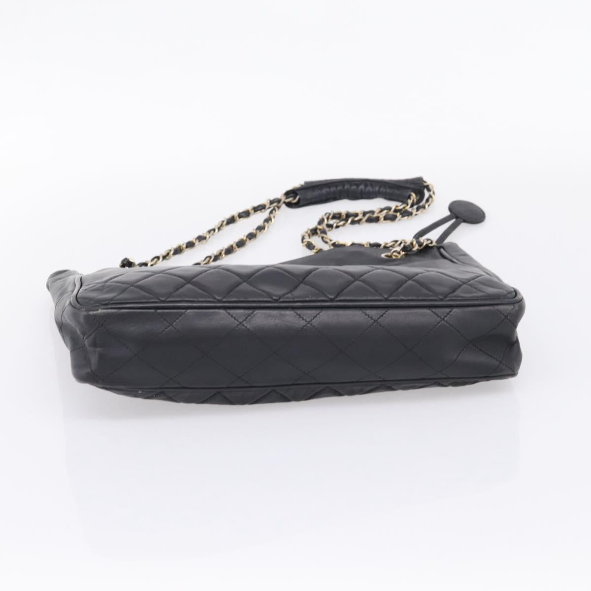 CHANEL Matelasse Chain Shoulder Bag Leather Black Gold Tone CC Auth BA16610