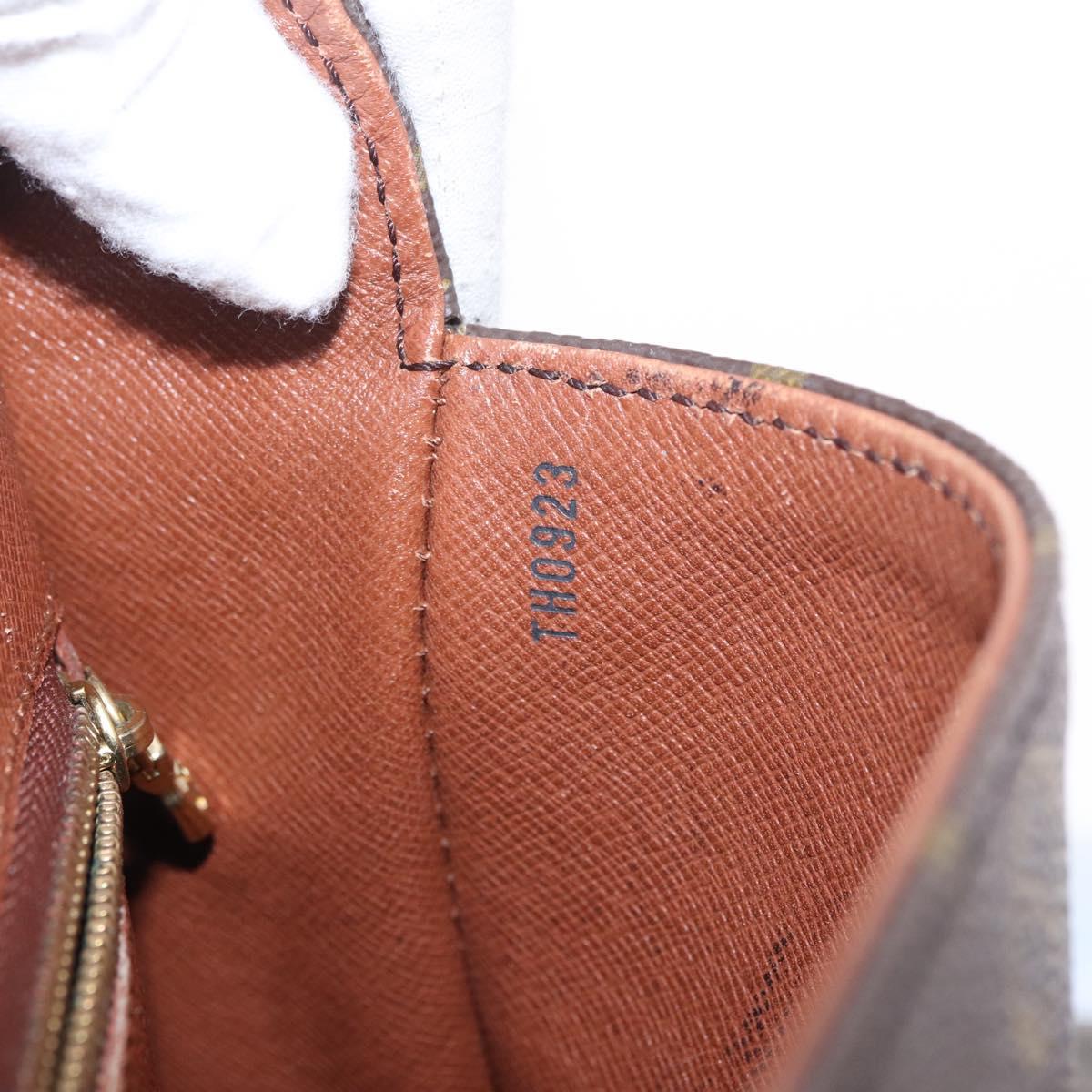 LOUIS VUITTON Monogram Saint Cloud MM Shoulder Bag M51243 LV Auth BA16864