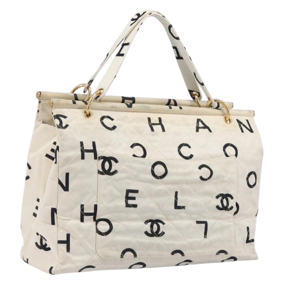 CHANEL Matelasse Tote Bag Canvas White Gold Tone CC Auth BA16870