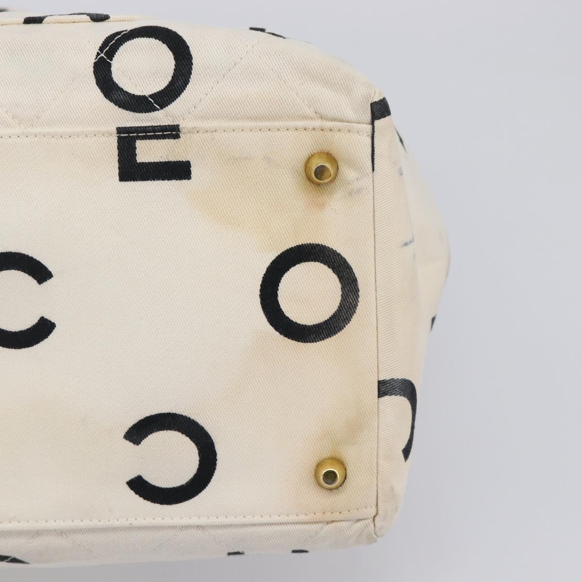 CHANEL Matelasse Tote Bag Canvas White Gold Tone CC Auth BA16870