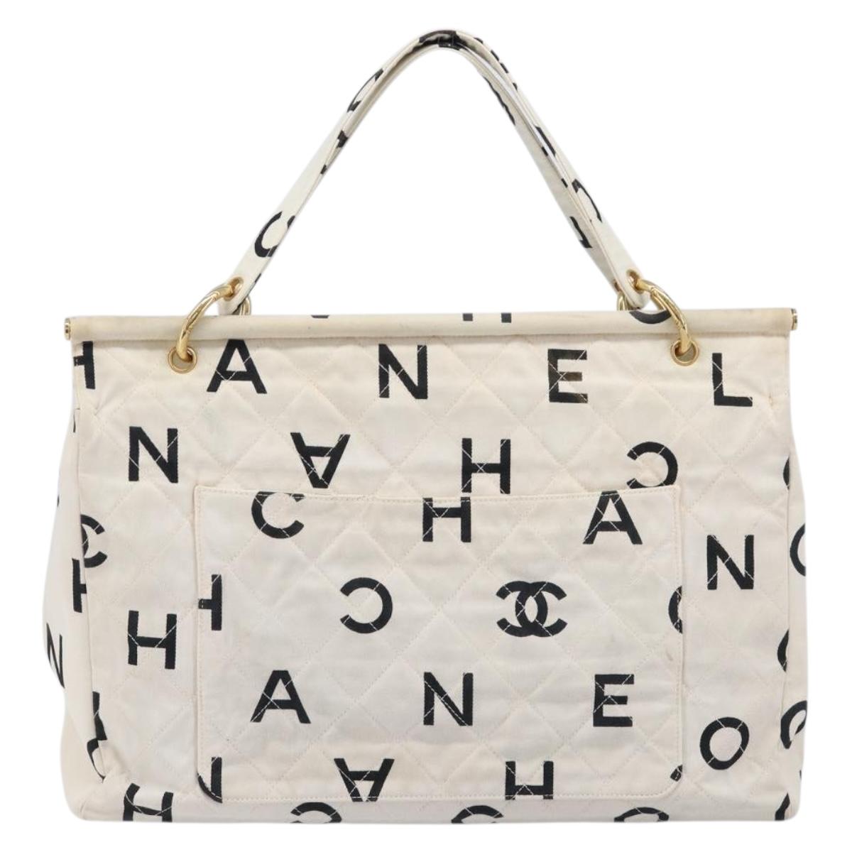 CHANEL Matelasse Tote Bag Canvas White Gold Tone CC Auth BA16870