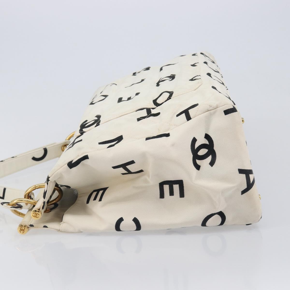 CHANEL Matelasse Tote Bag Canvas White Gold Tone CC Auth BA16870