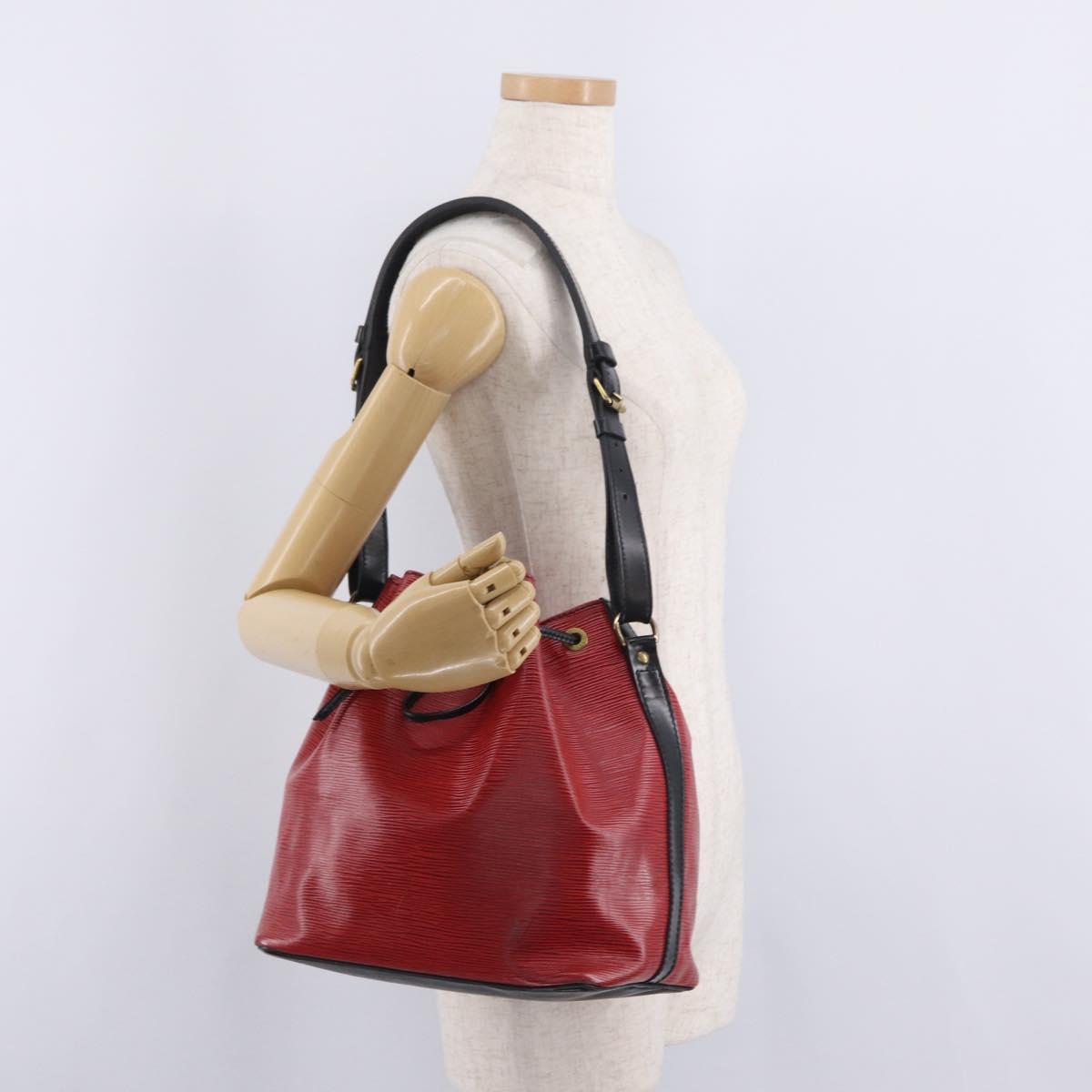 LOUIS VUITTON Epi Petit Noe Shoulder Bag Red Black M44172 LV Auth BA16998