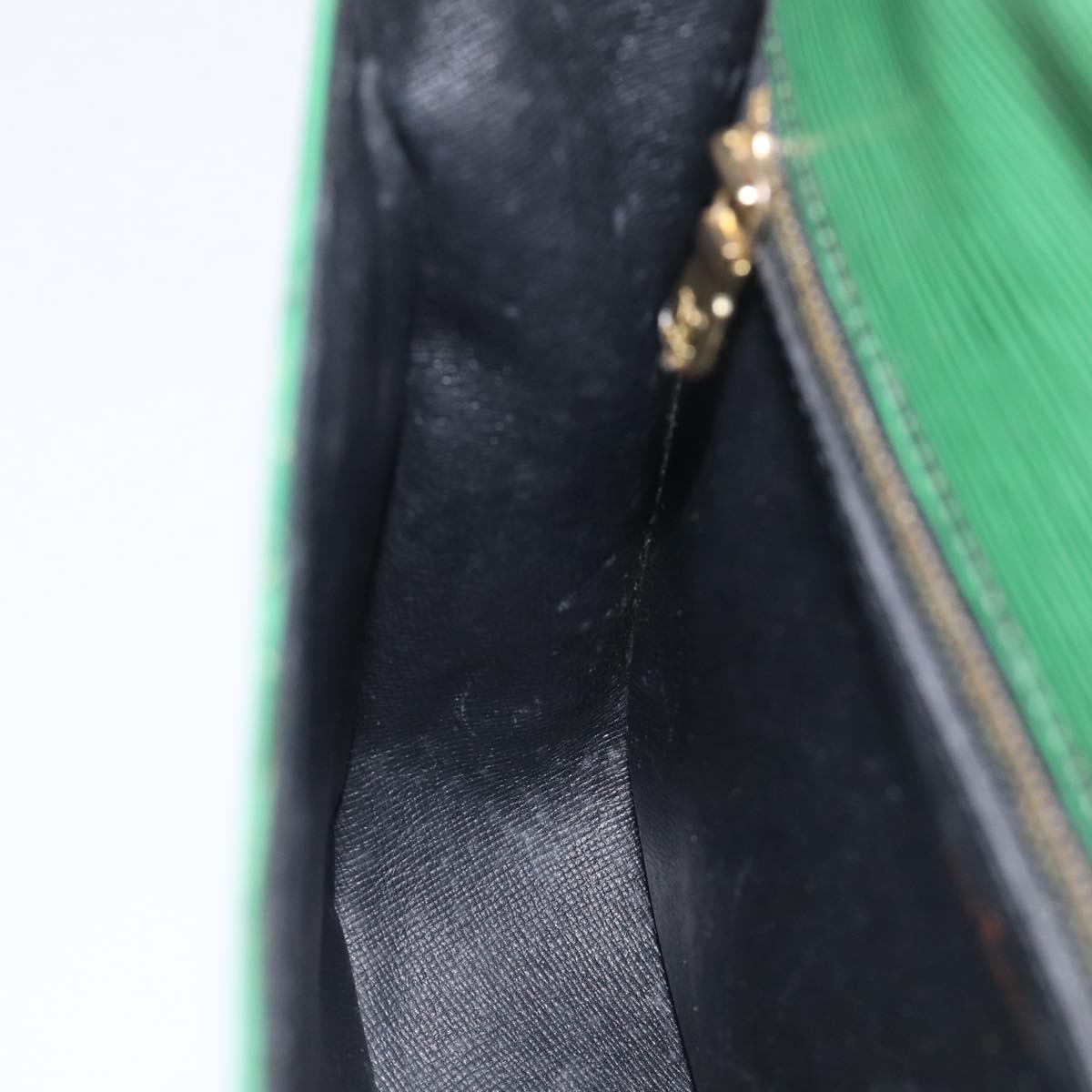 LOUIS VUITTON Epi Saint Cloud GM Shoulder Bag Green M52194 LV Auth BA17026