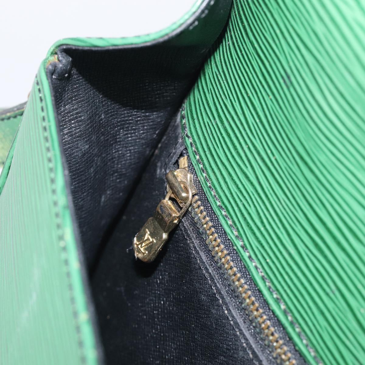 LOUIS VUITTON Epi Saint Cloud GM Shoulder Bag Green M52194 LV Auth BA17026