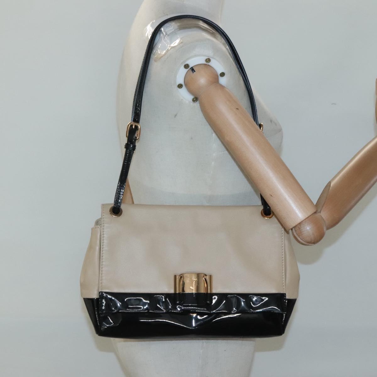 Salvatore Ferragamo Shoulder Bag Taurillon Leather Beige Gold Auth BA1749