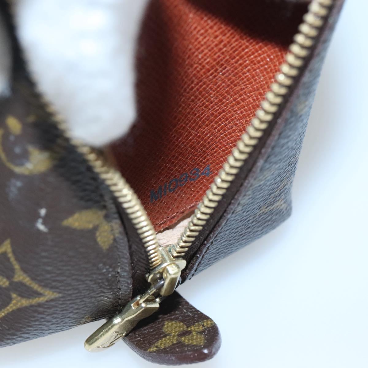 LOUIS VUITTON Monogram Trousse Demi Ronde Cosmetic Pouch M47520 LV Auth BA2009