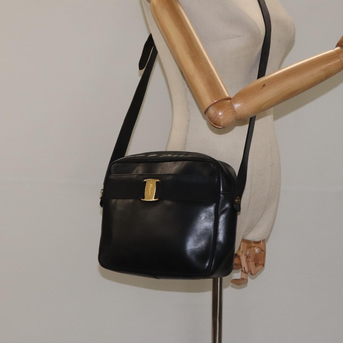 Salvatore Ferragamo Shoulder Bag Leather Black Gold Auth BA2152