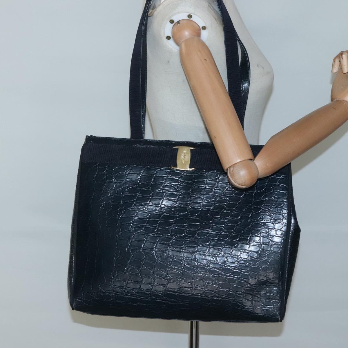 Salvatore Ferragamo Shoulder Bag Leather Navy Gold Auth BA2523