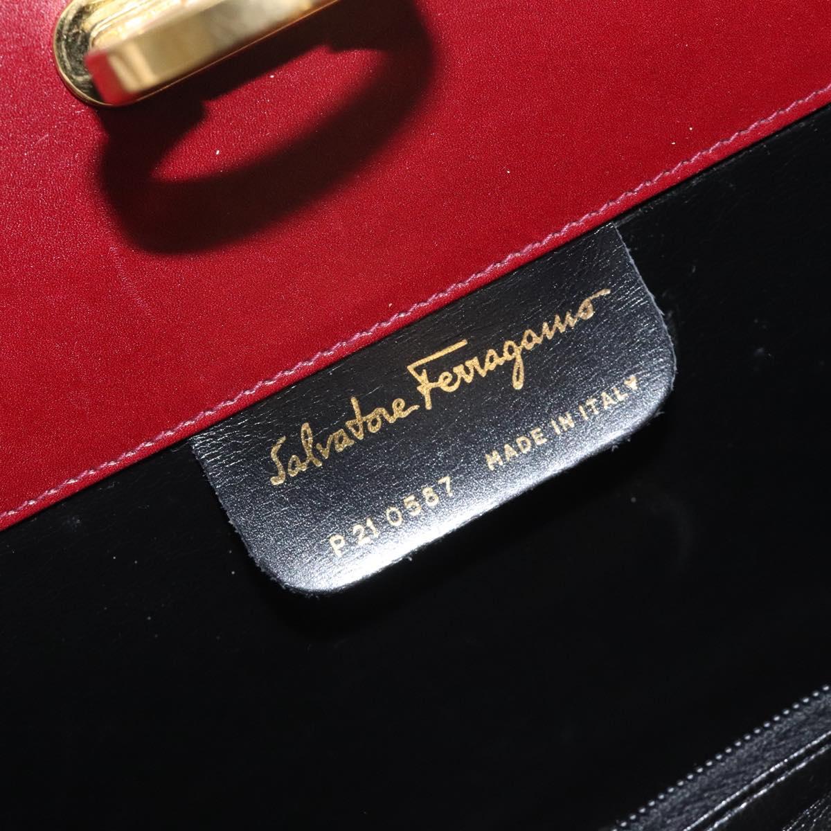 Salvatore Ferragamo Gancini Chain Shoulder Bag Leather Red Gold Auth BA3037