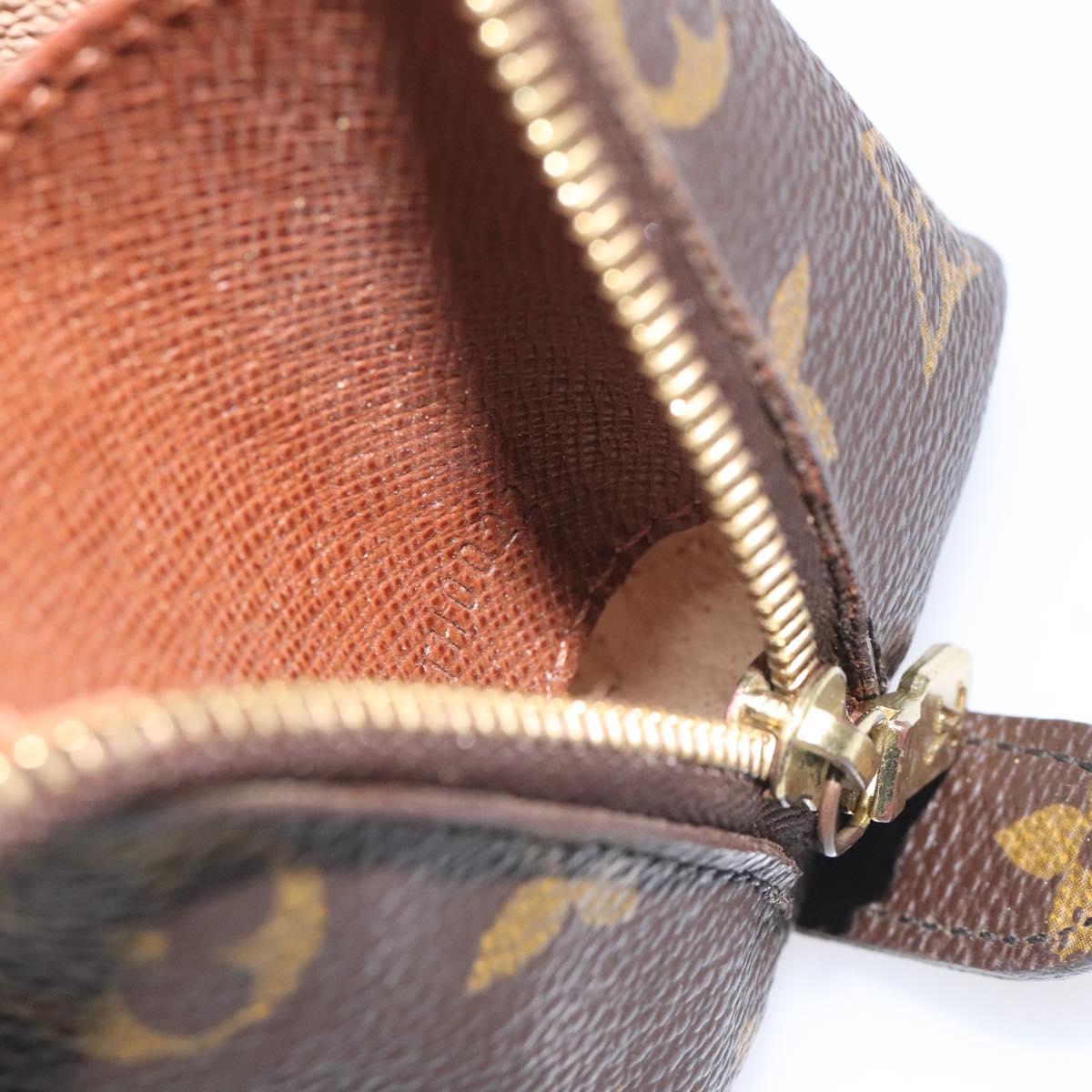LOUIS VUITTON Monogram Trousse Demi Ronde Cosmetic Pouch M47520 LV Auth BA3370