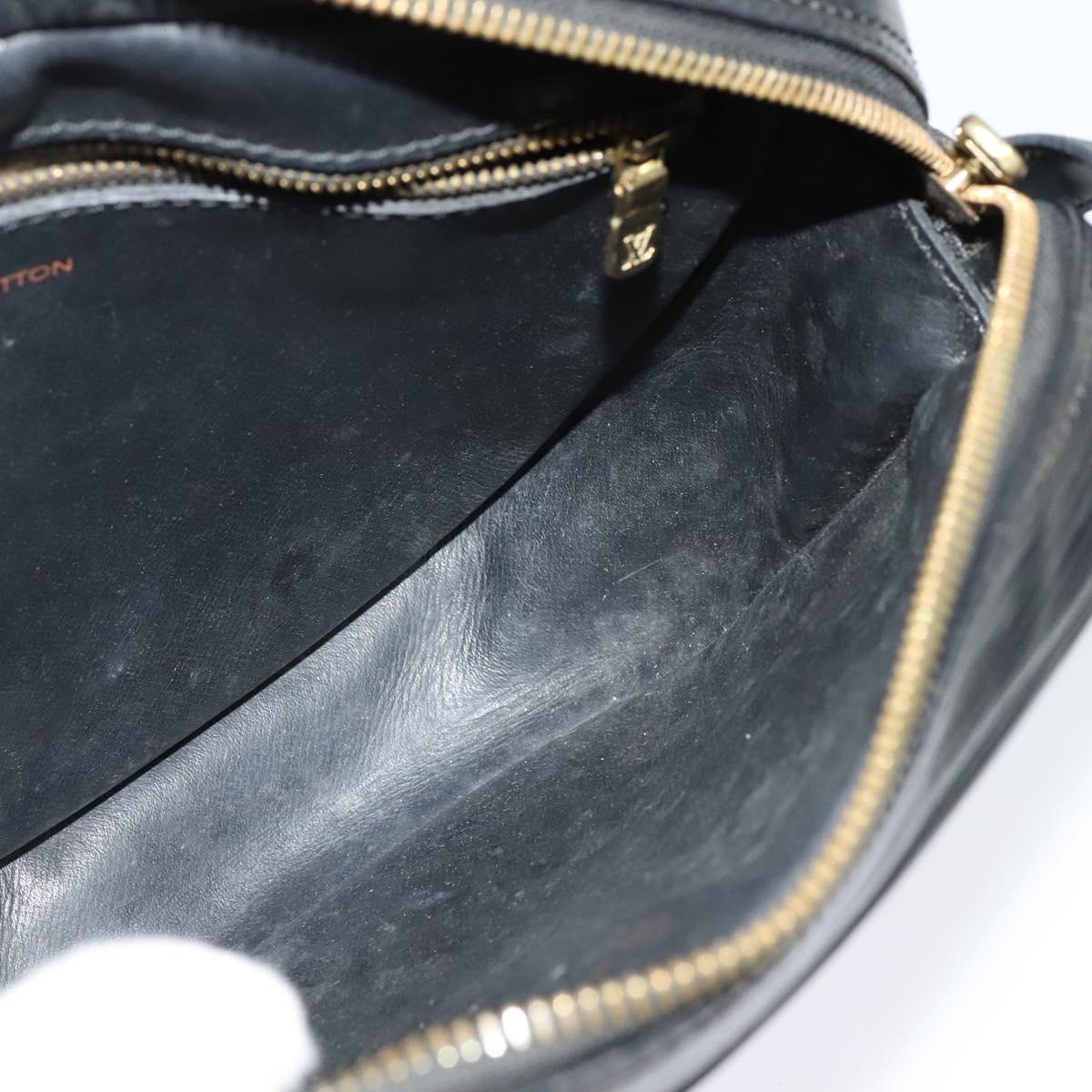 LOUIS VUITTON Epi Jeune Fille MM Shoulder Bag Black M52152 LV Auth BA4090