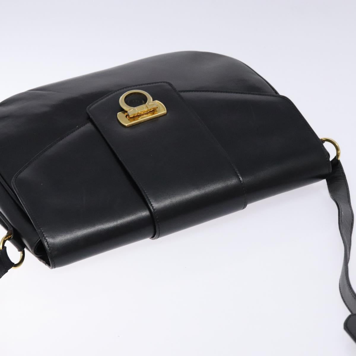 Salvatore Ferragamo Gancini Shoulder Bag Leather Black Gold Auth BA4219